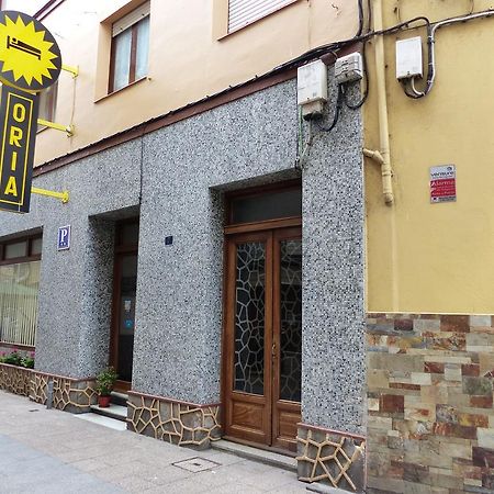 Pension Oria Luarca Bagian luar foto