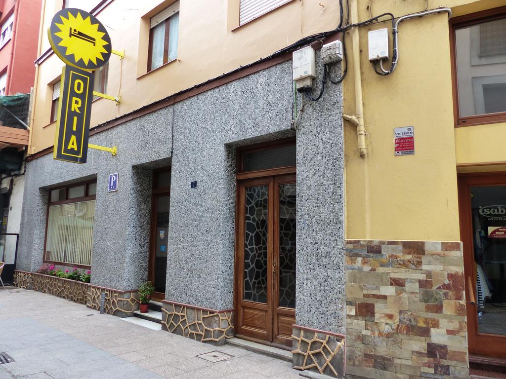 Pension Oria Luarca Bagian luar foto
